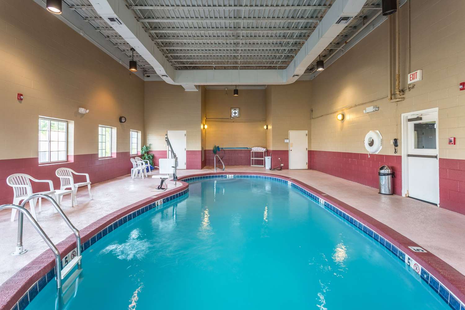 Comfort Inn Decatur Priceville 22/49