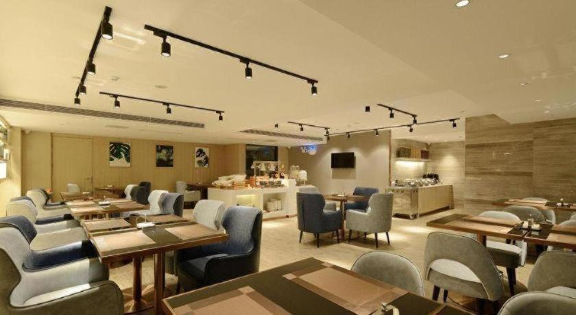 Echarm Hotel (Guiyang Xiaohe Binfen Square) 35/49