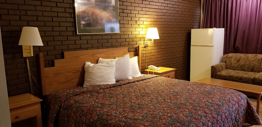 Americas Premier Inn 5/17