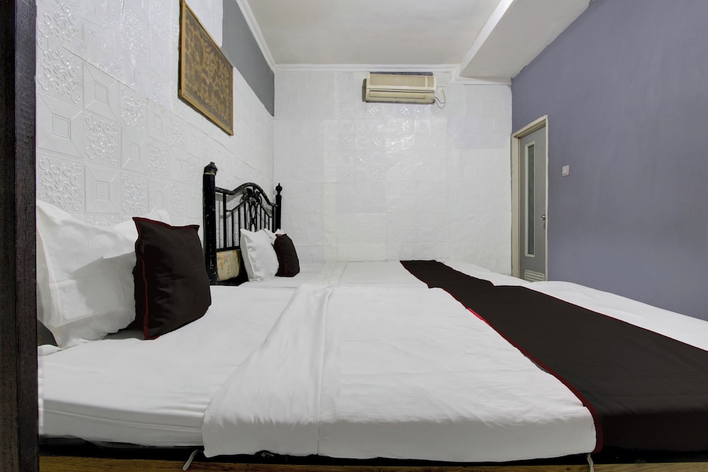 Hotel O Near Tugu Yogyakarta 1 formerly Crown Residence 23/31