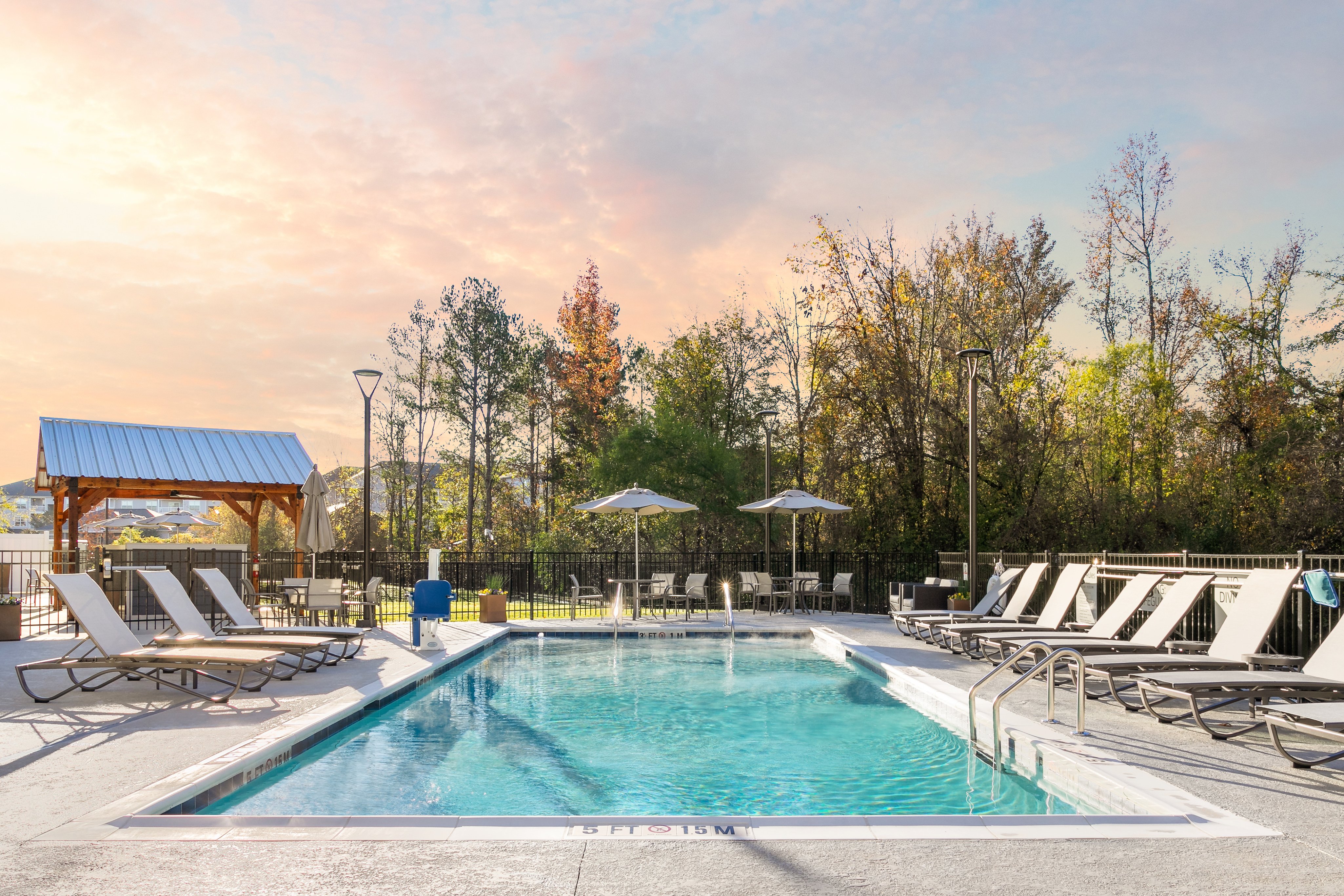 Holiday Inn Express CHATTANOOGA - HAMILTON PLACE 35/35