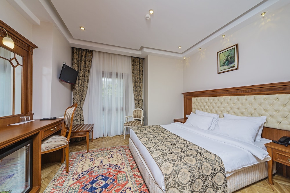 STANDARD, DOUBLE BED