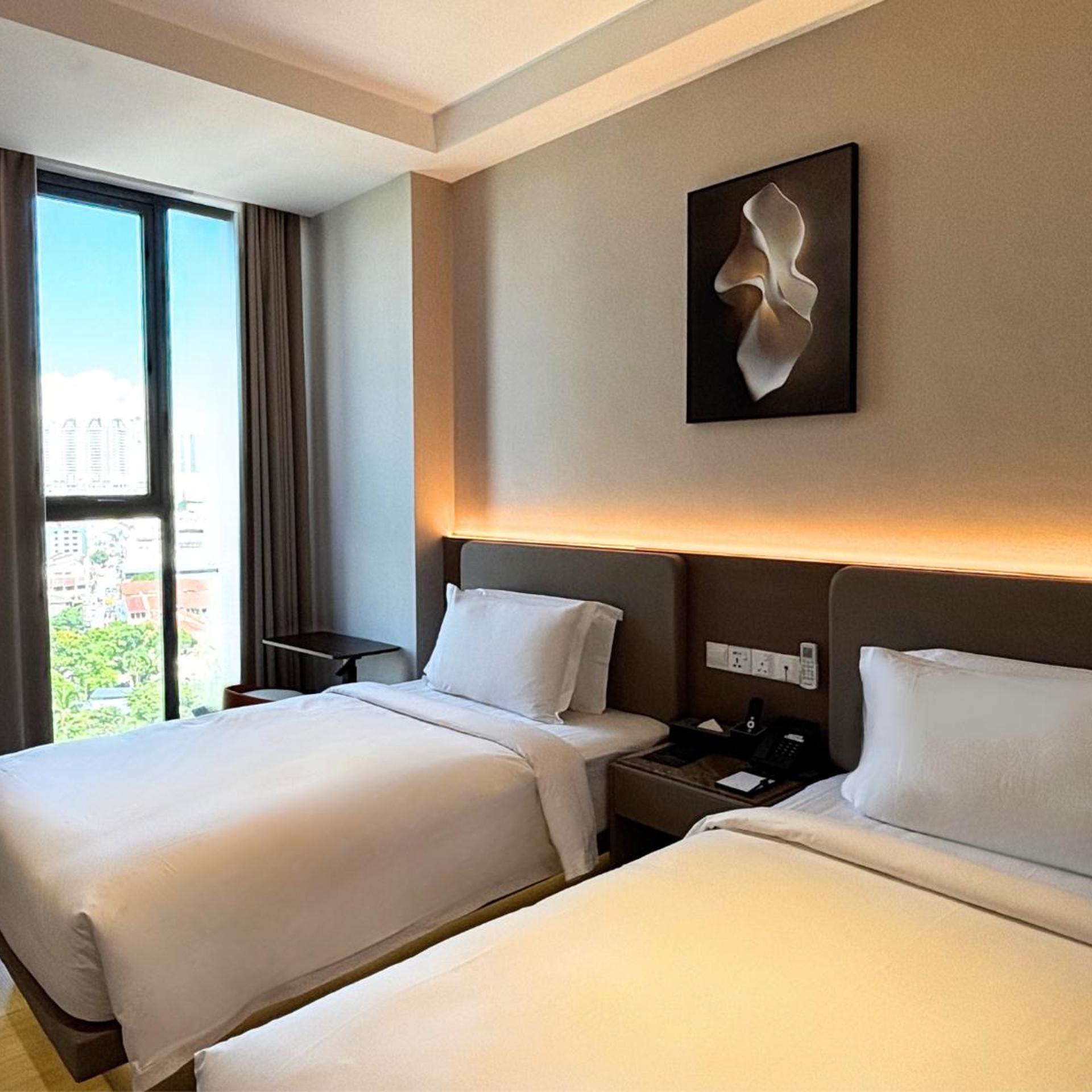 Deluxe, Single Bed