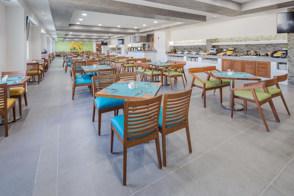 Wyndham Garden Playa Del Carmen 51/77