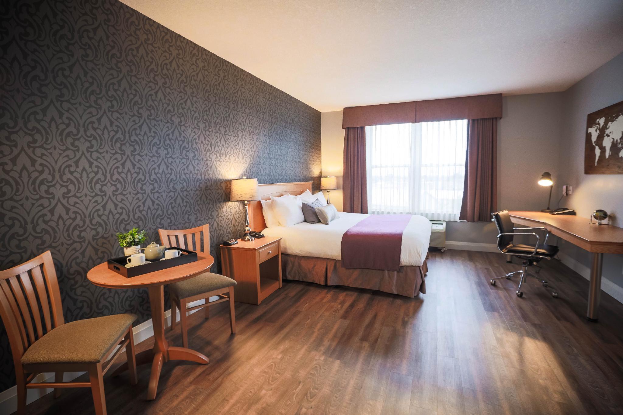 Executive, King Bed
