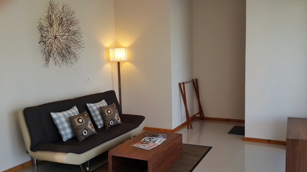 Manyi Village 47/64