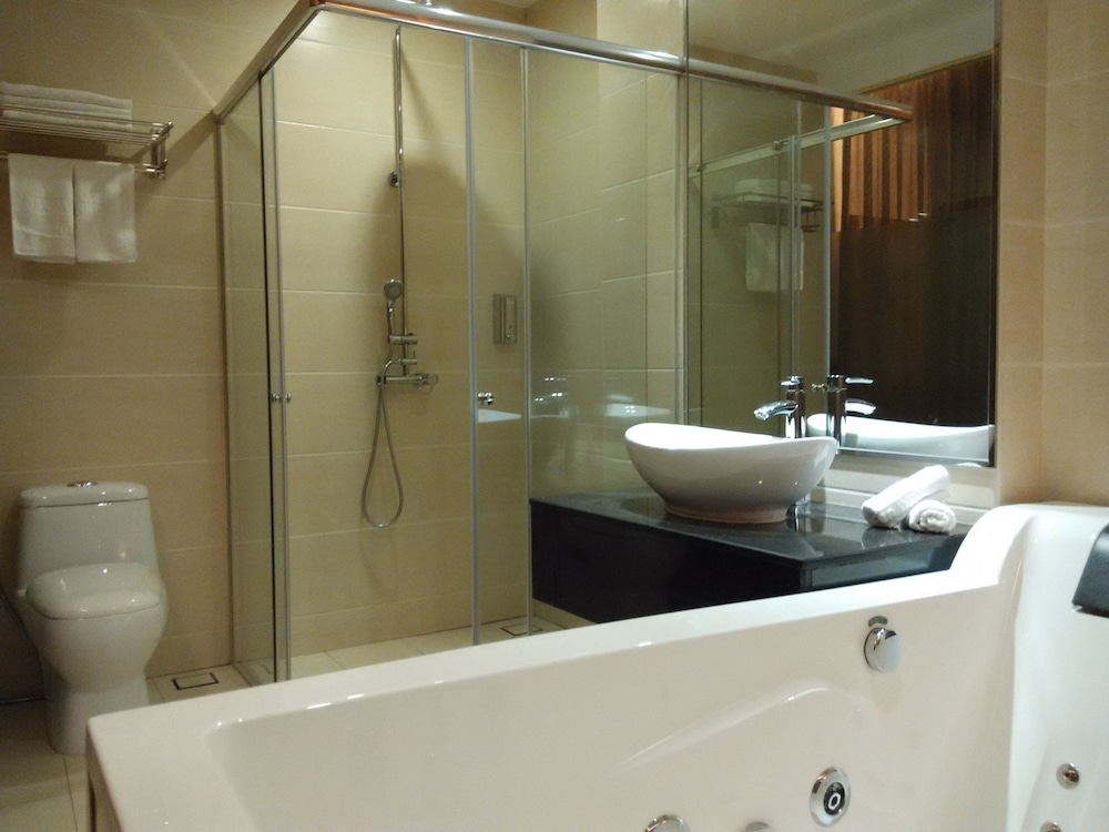 Ampang Inn Hotel 12/42