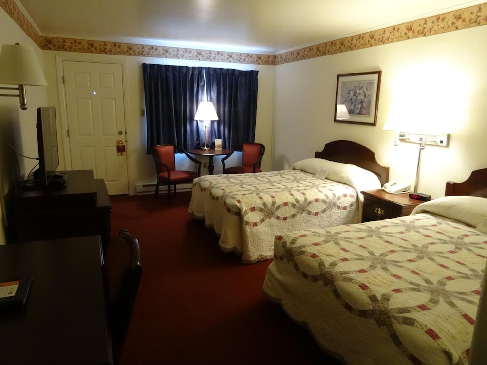 Amish Country Motel 12/52