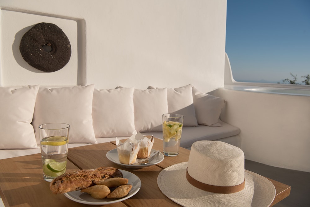 Native Eco Villas Santorini 28/35