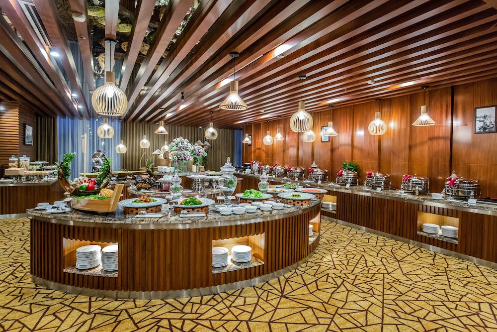 Central Luxury Ha Long Hotel 60/72