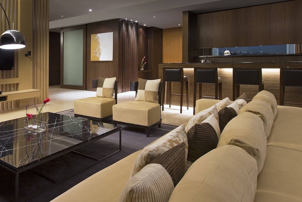 The Westin Mumbai Garden City 28/44