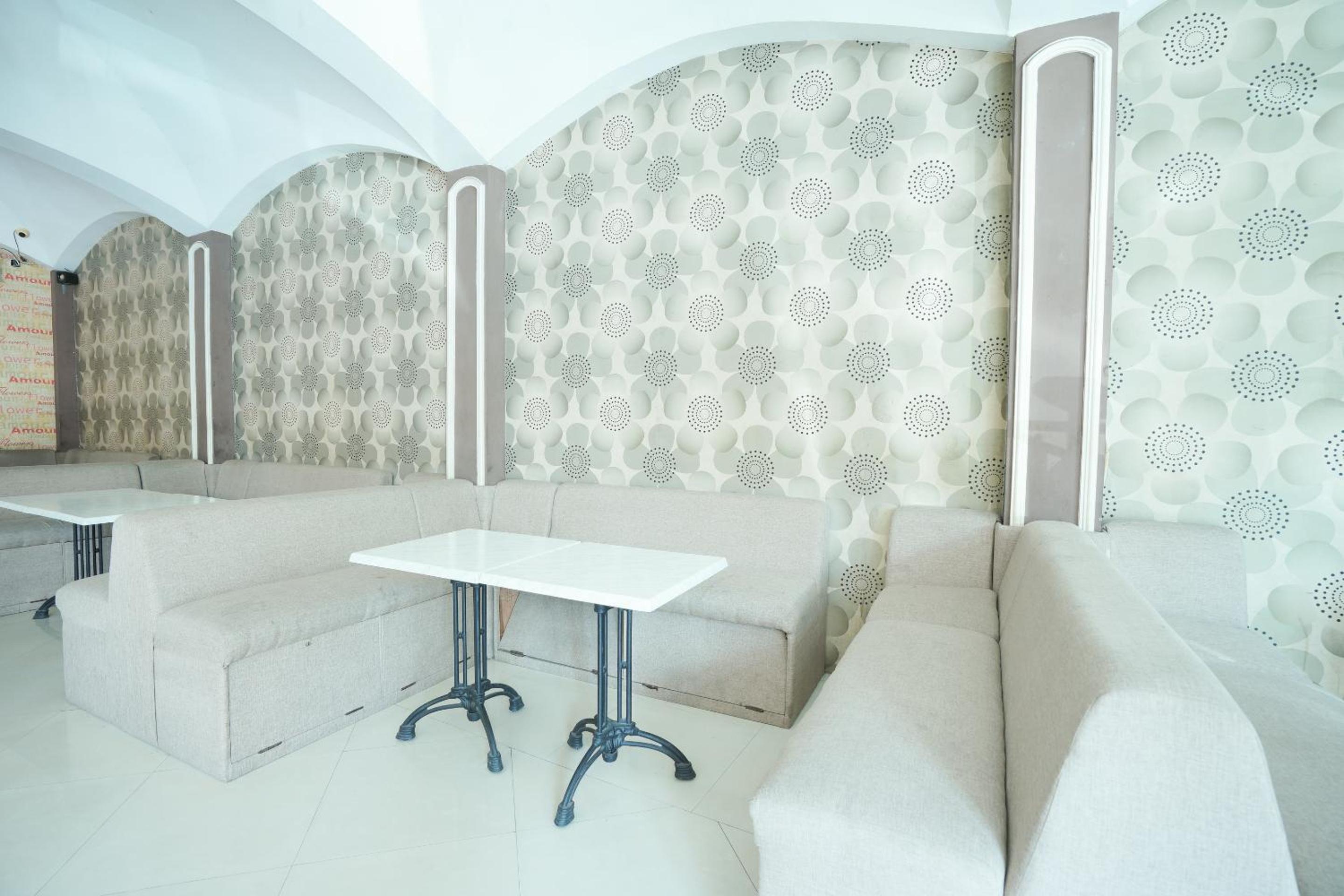OYO 1239 Mojokerto Classic Homestay 38/41