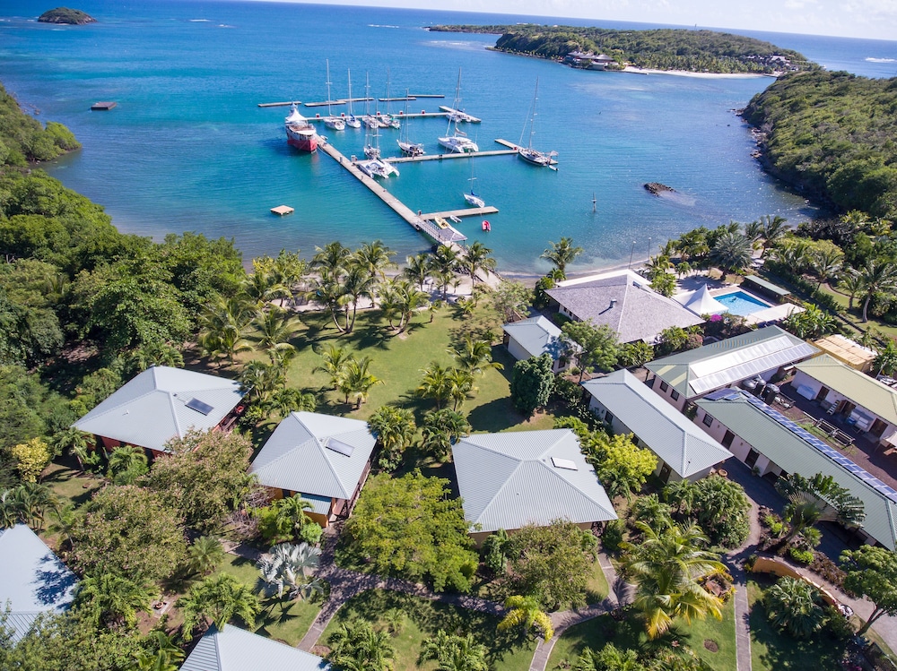 Le Phare Bleu Boutique Hotel And Marina 55/64