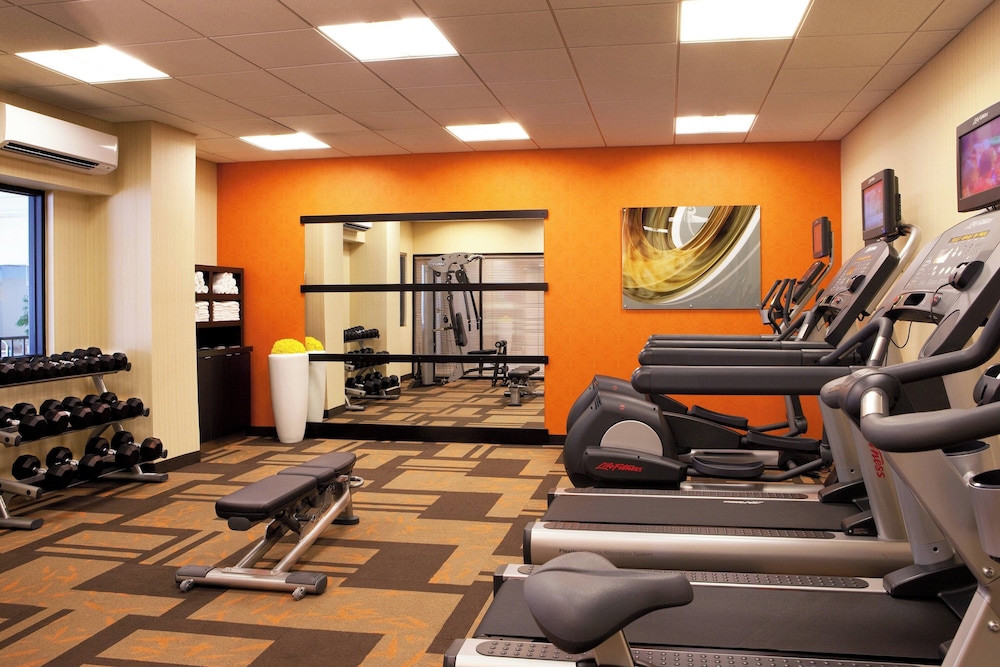 Courtyard By Marriott Alexandria Pentagon South 9/20