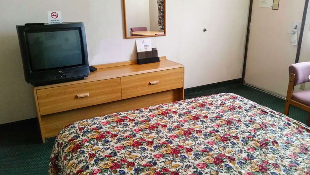 Economy Inn Motel Sylmar 18/34