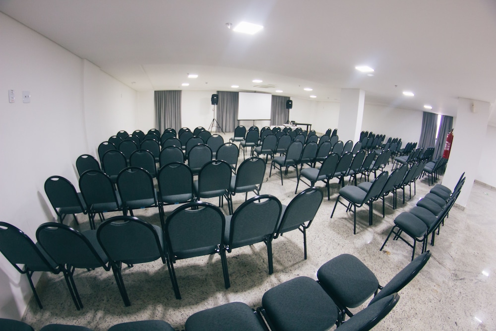 Summit Suites Hotel Cacapava 57/66