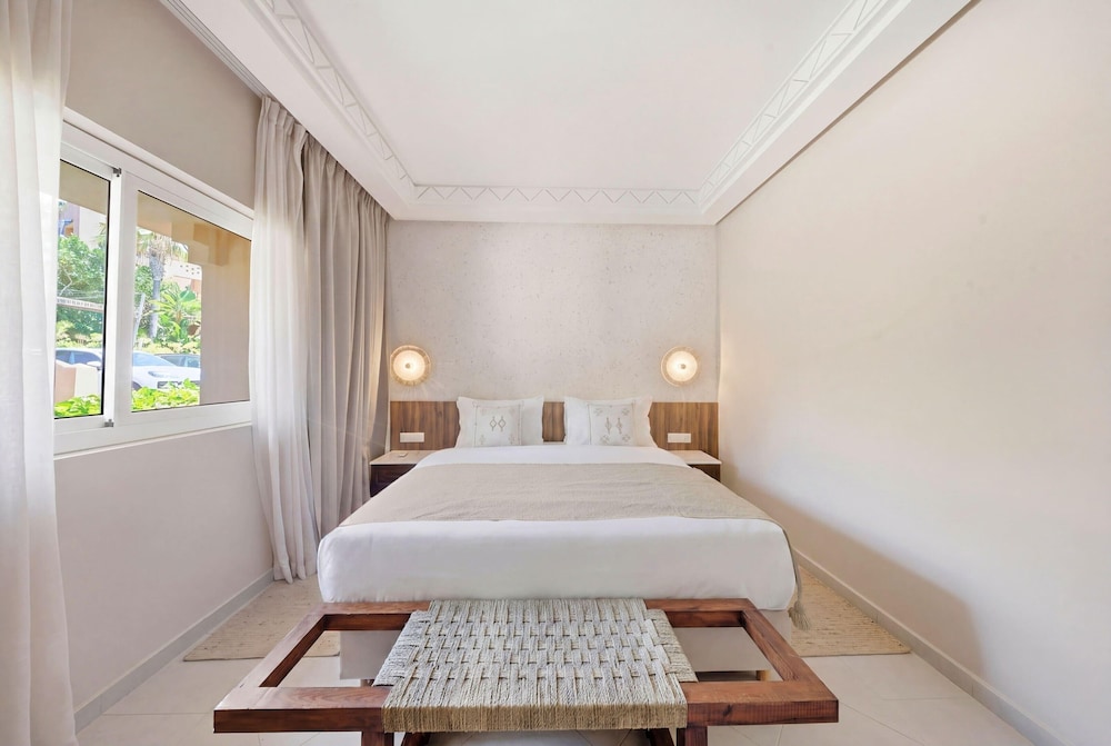 Paradis Plage Surf Yoga Spa Resort 32/83