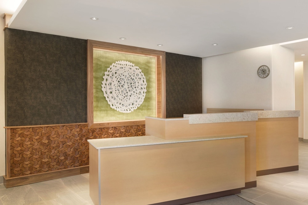Fairfield Inn Suites Boulder Longmont 7/38