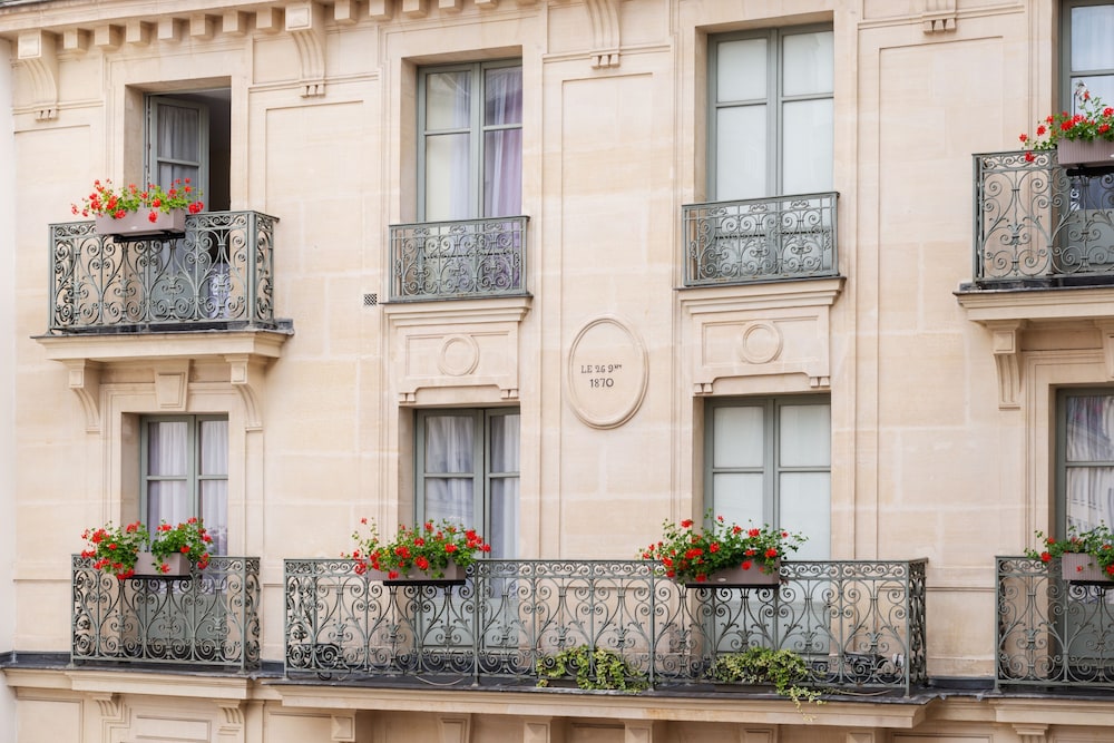Hotel Aston 3/50