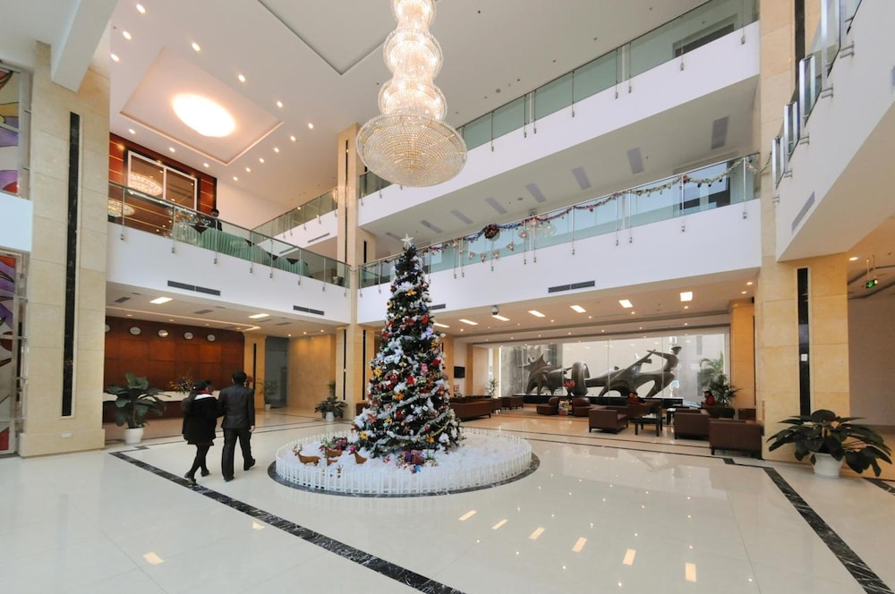 Quang Ba Trade Union Hotel 10/65