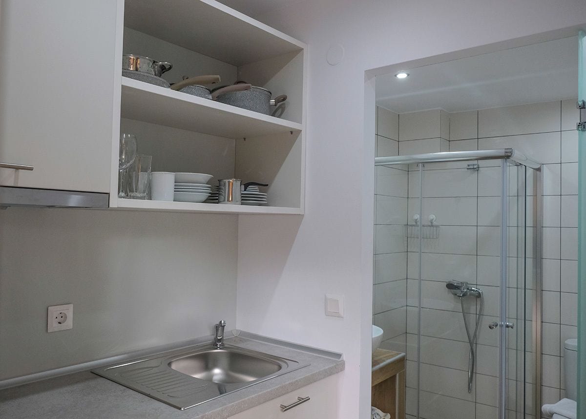 غرفة كومفورت ثلاثية بسرير كوين وسرير فردي، Hotel Vozina 9/9