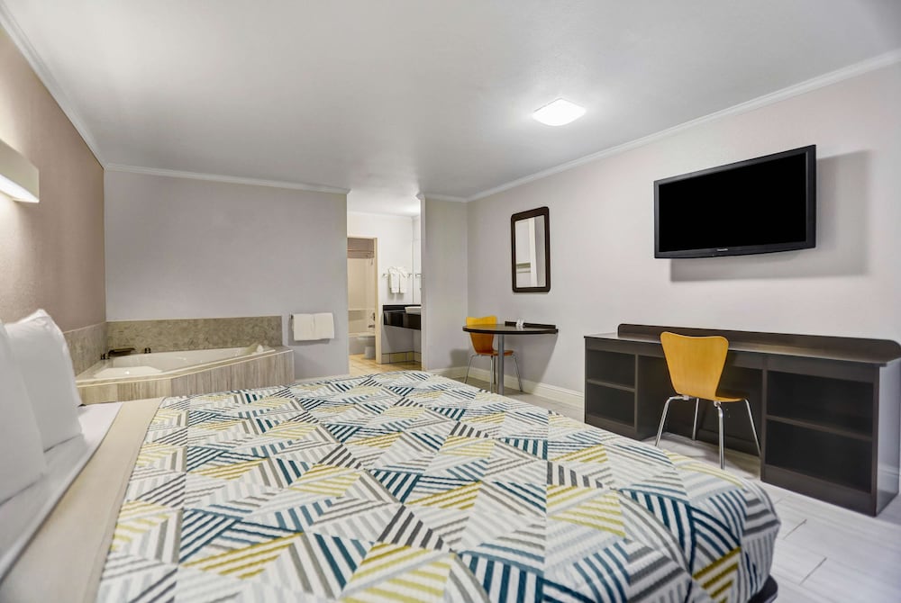 Motel6 Lodi, CA 36/47