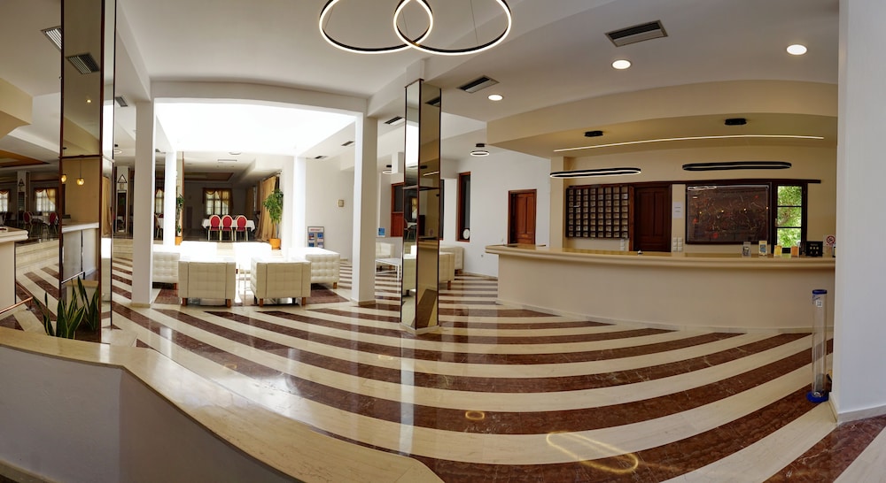 Pasiphae Hotel 18/72