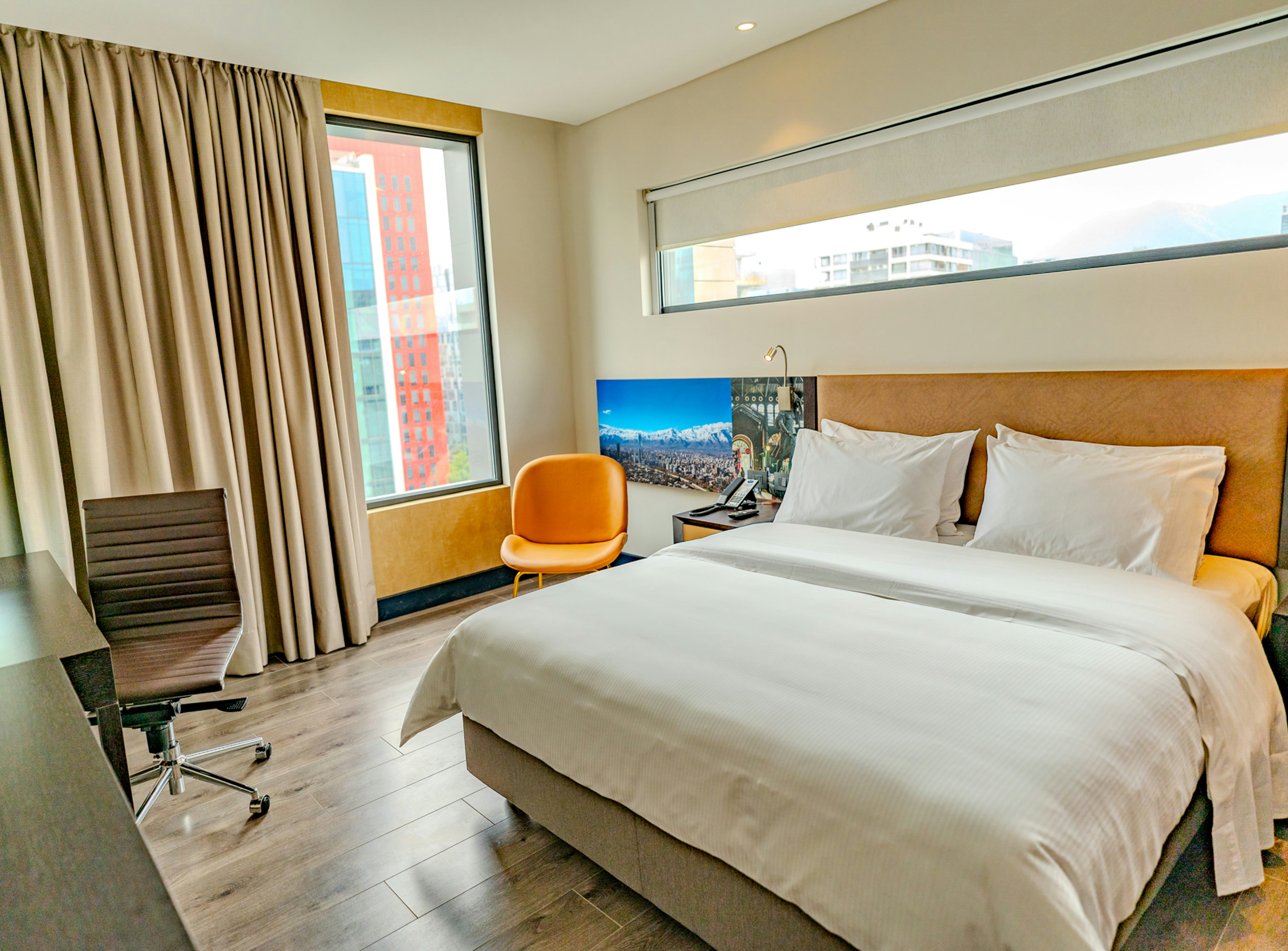 ROOM, QUEEN BED, ACCESSIBLE