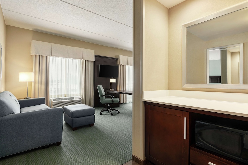 Hampton Inn and Suites Mount Joy Lancaster West 32/43
