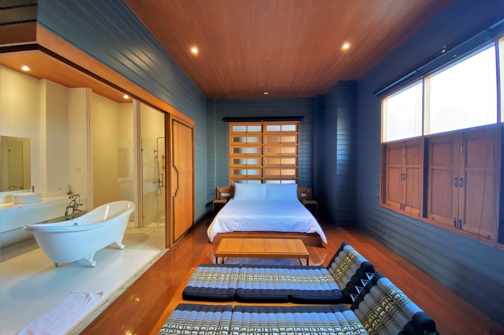 Vali Villa Bangkok 25/50