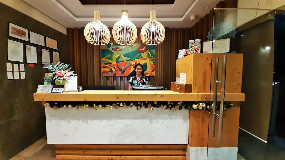 Pearl Vista De Coron Resort Hotel 6/50