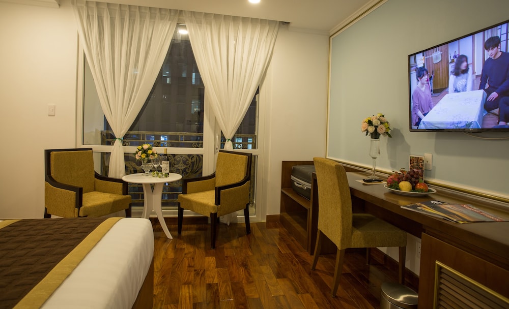 Huong Sen Annex Hotel 54/68