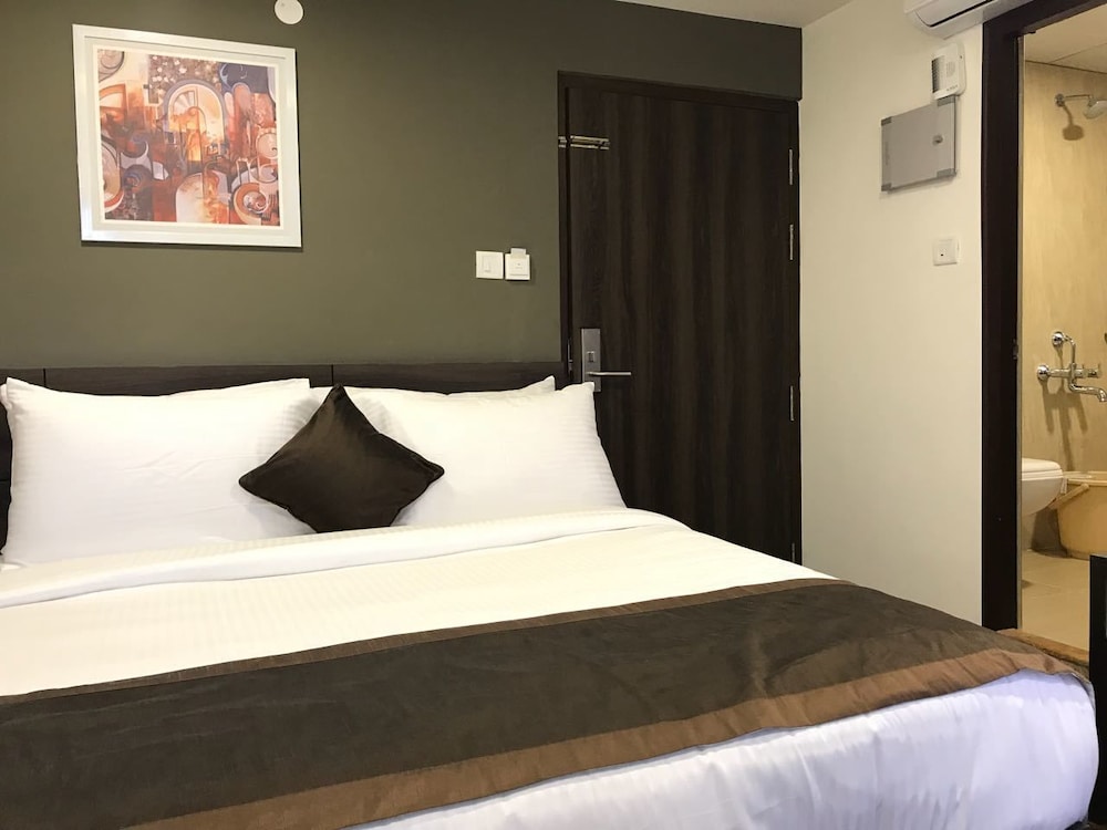Hotel Royal Inn 13/49