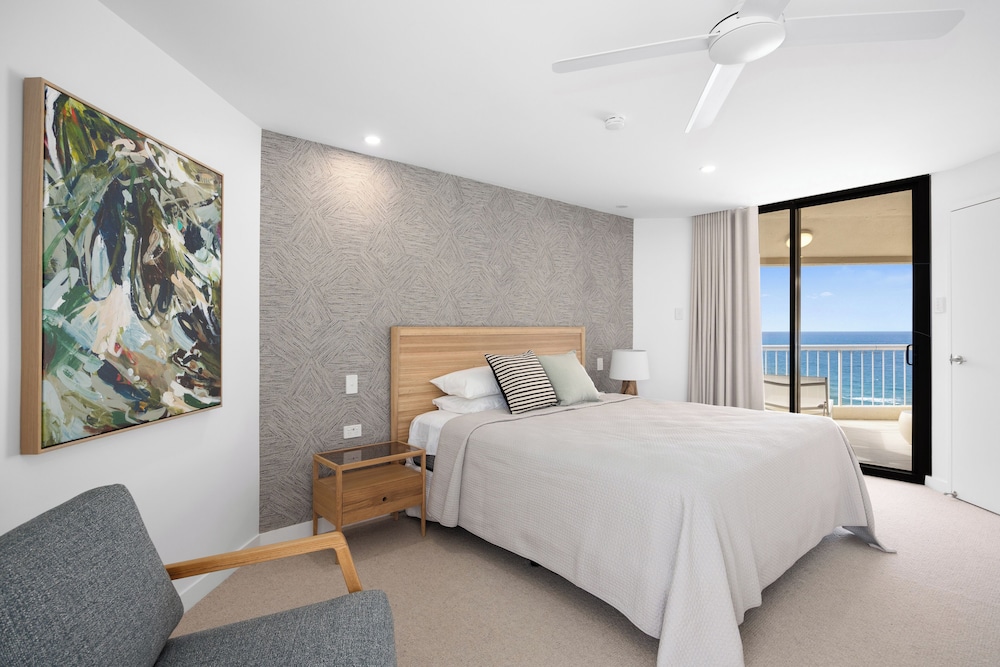 Coolum Caprice 21/76