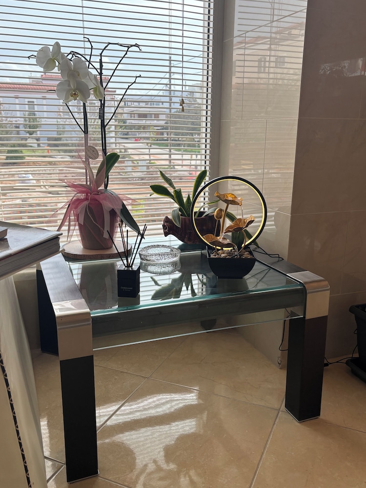 Nikolakakis Rooms Lavrio 37/65