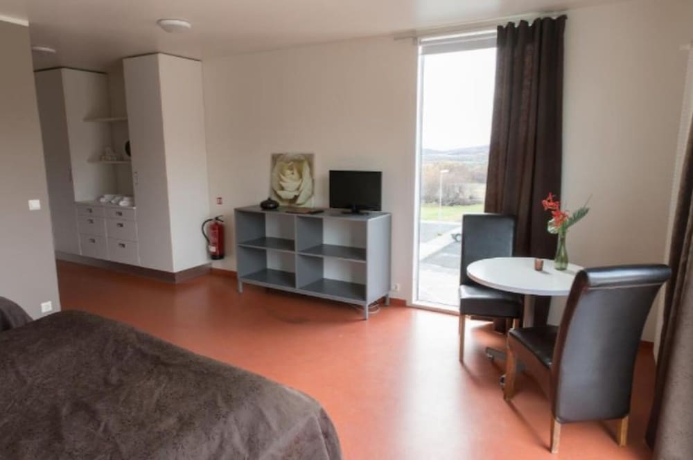 Hotel Bifrost 32/50