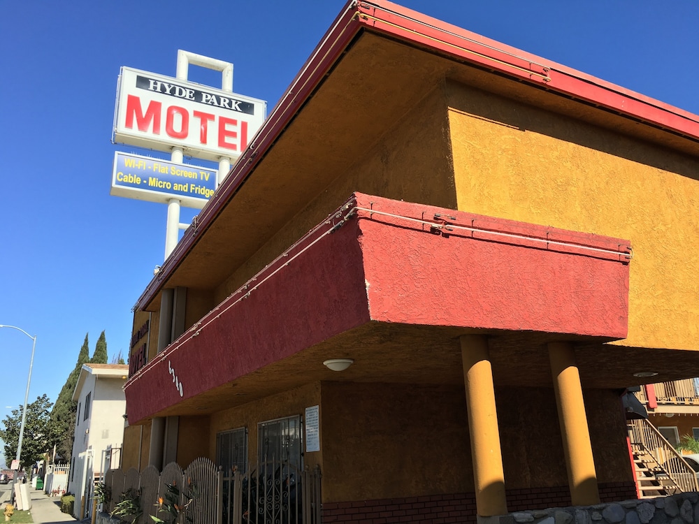 Hyde Park Motel 2/36