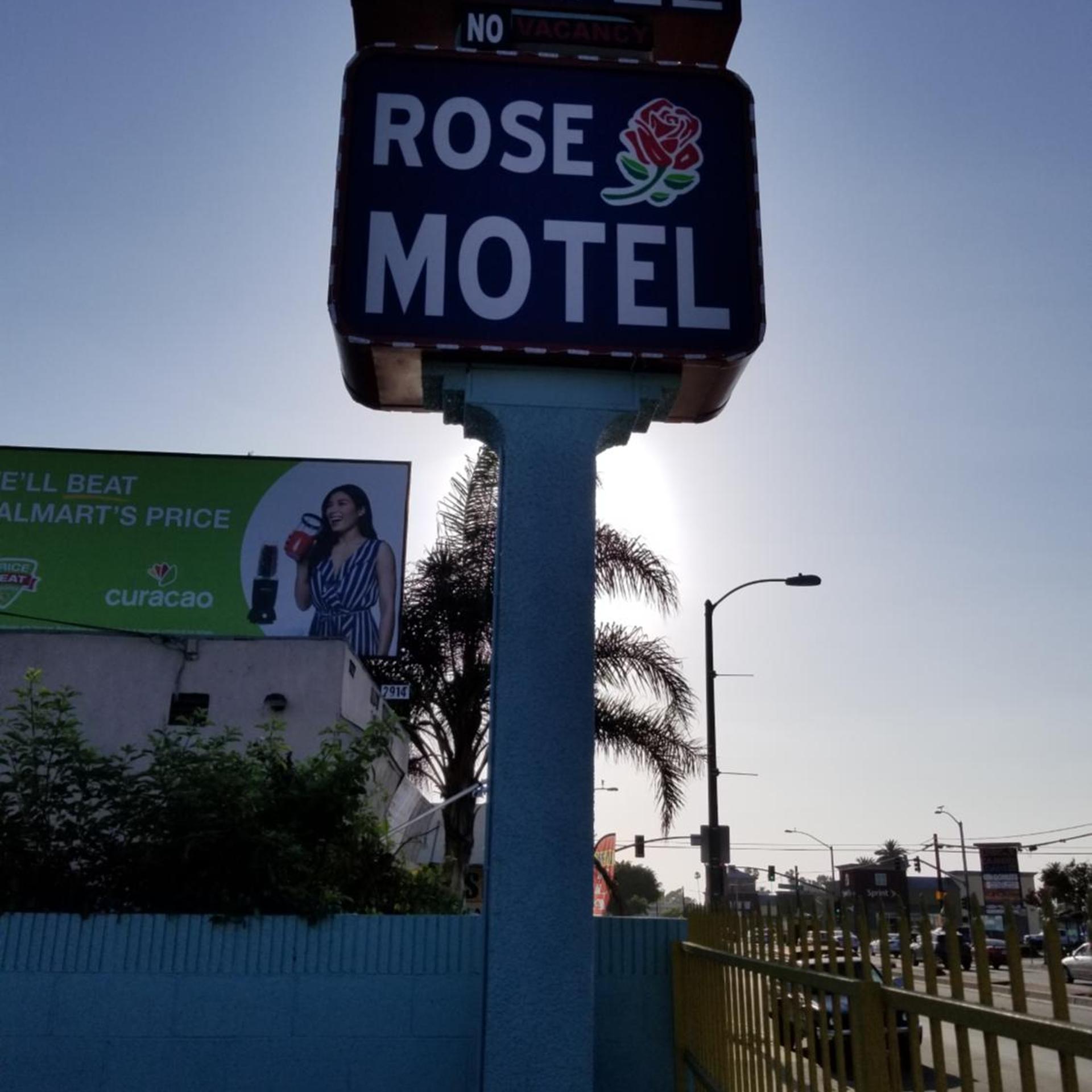 Rose motel 44/50