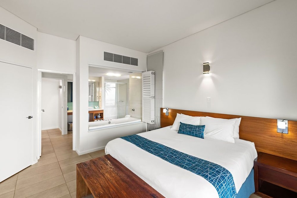 2 Bedrooms, Apartment, Twin Beds, King Bed, Ocean View