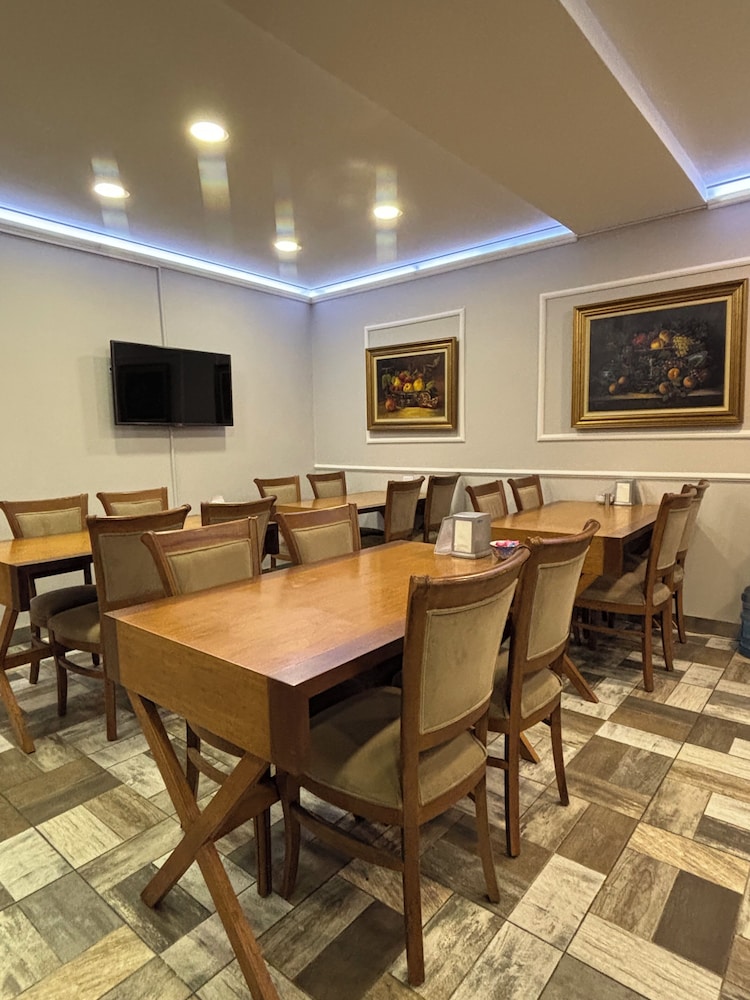 Wame Suite Hotel 82/85