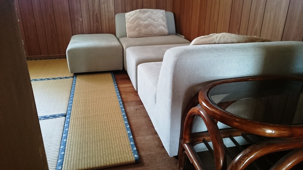 Minshuku Zabaru 8/21