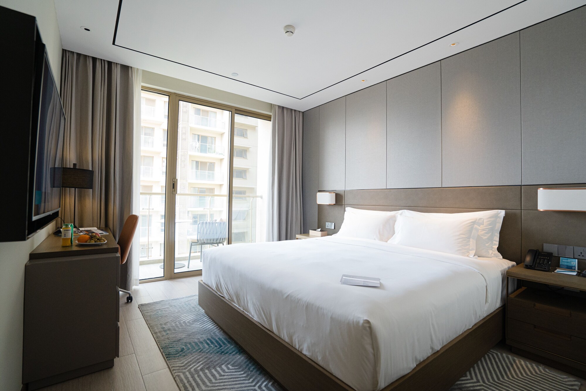 غرفة سوبيريور بسرير كينج، Oakwood Premier Phnom Penh 4/6