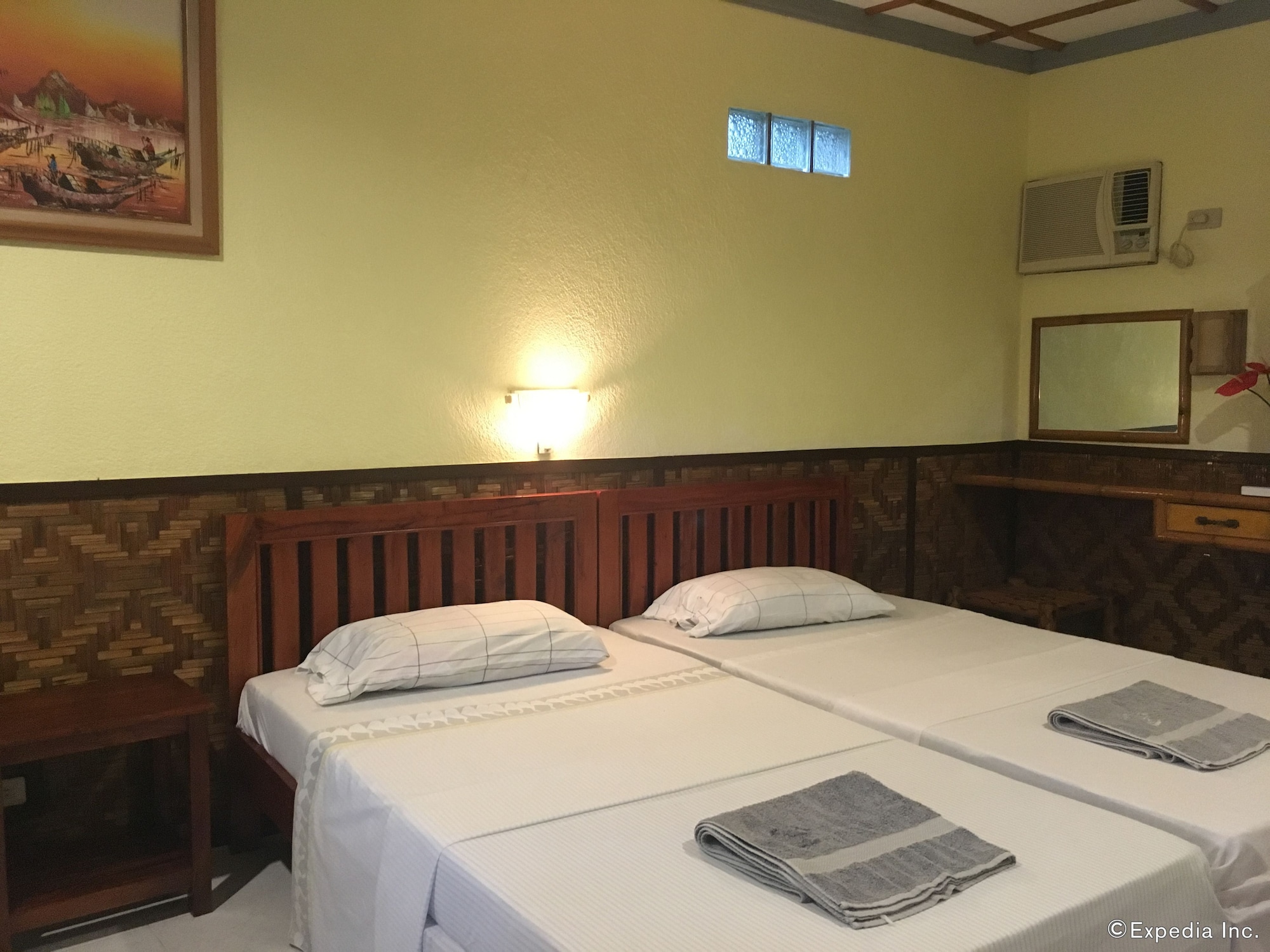 ROOM, GARDEN VIEW