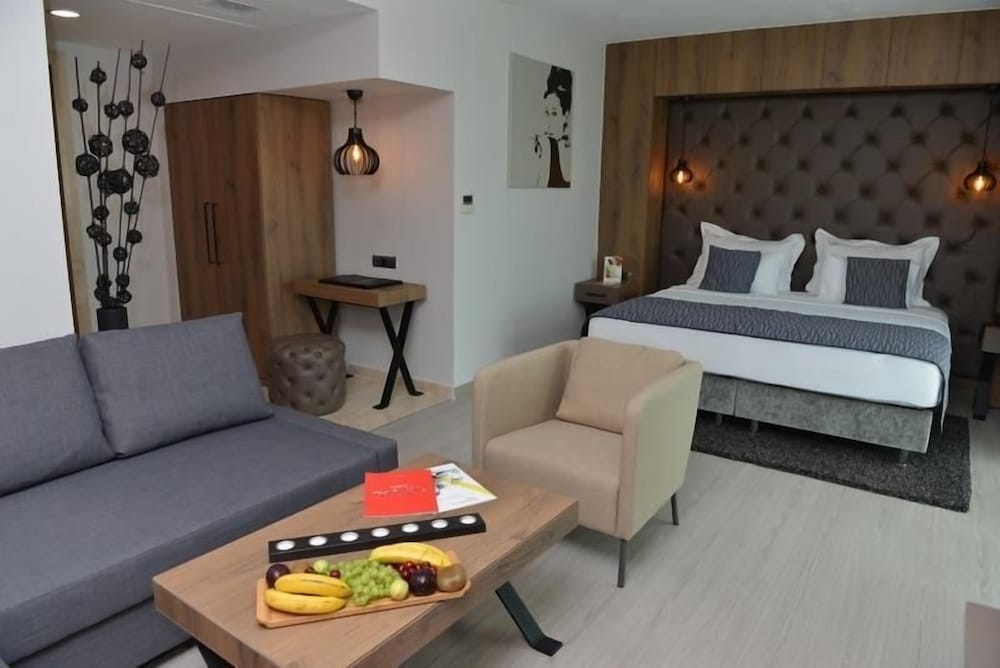 Lova Hotel Spa 30/50