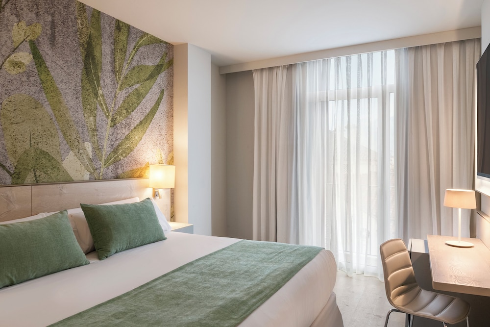 PREMIUM, DOUBLE BED