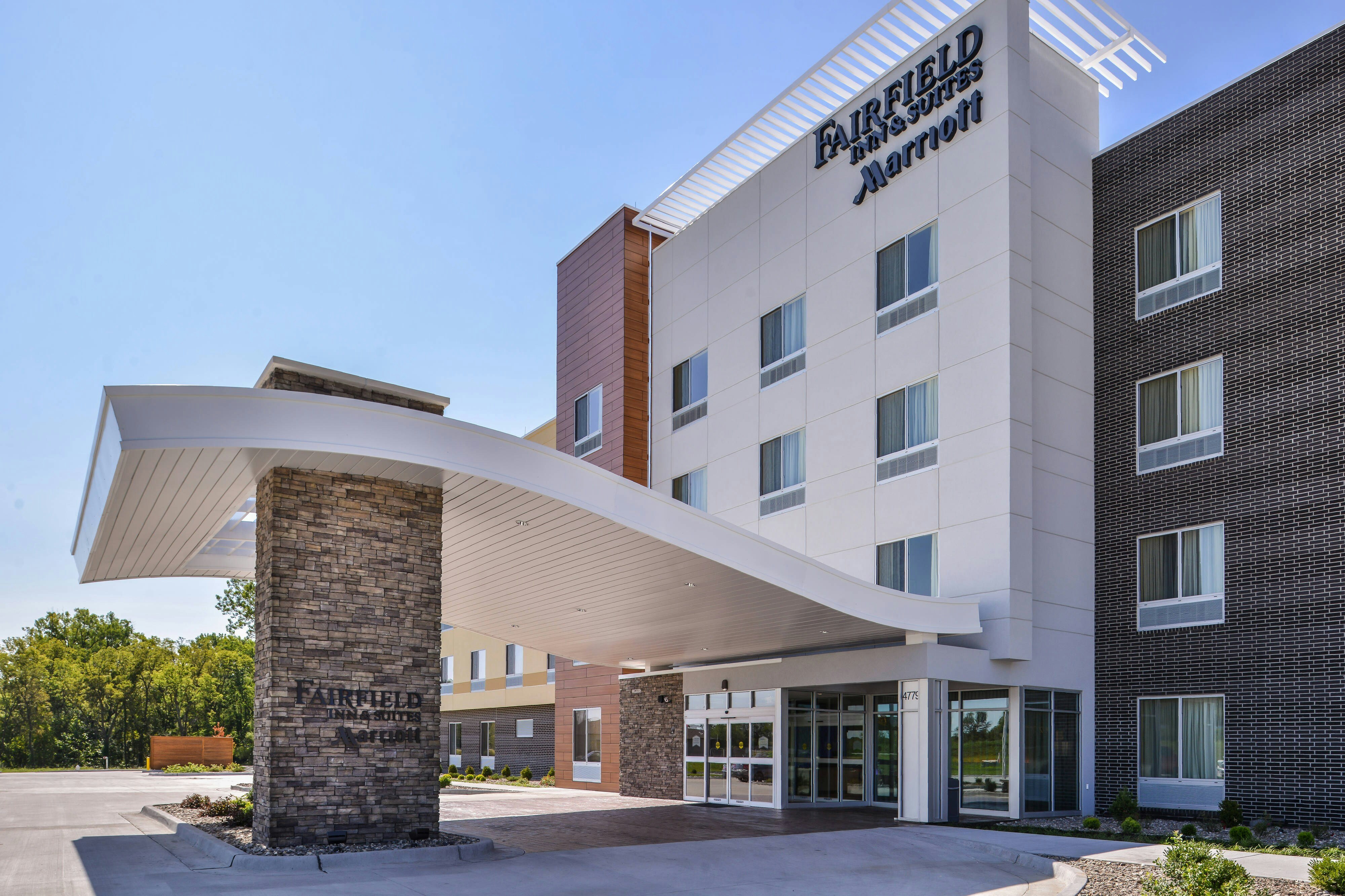 Fairfield Inn Suites St Joseph 16/17