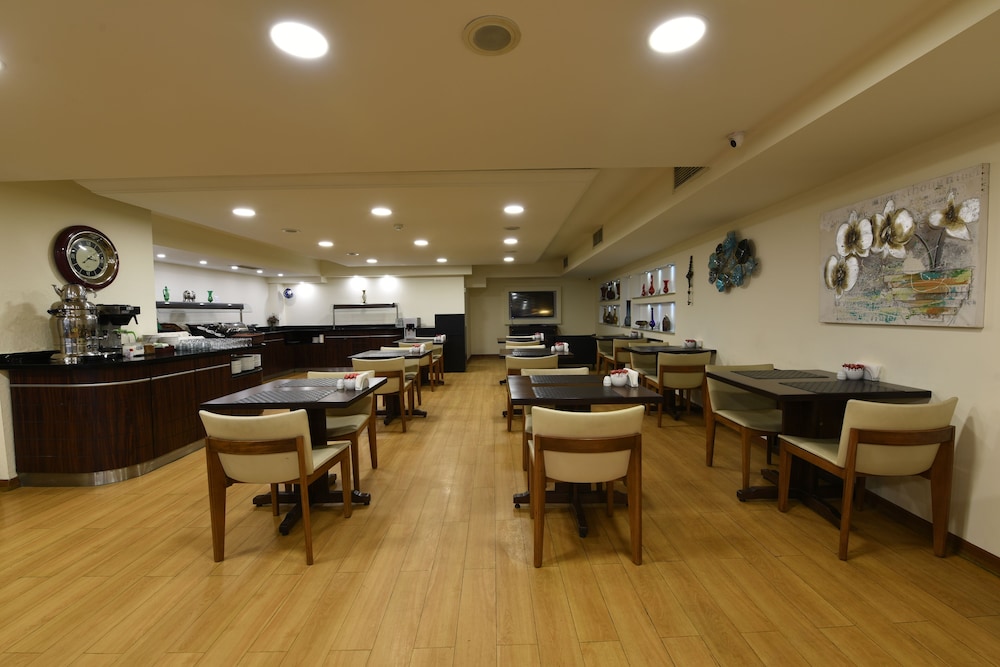 Asal Hotel 31/39