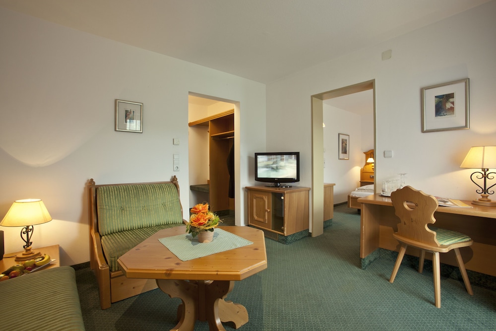 PARKHOTEL SONNENHOF 25/33