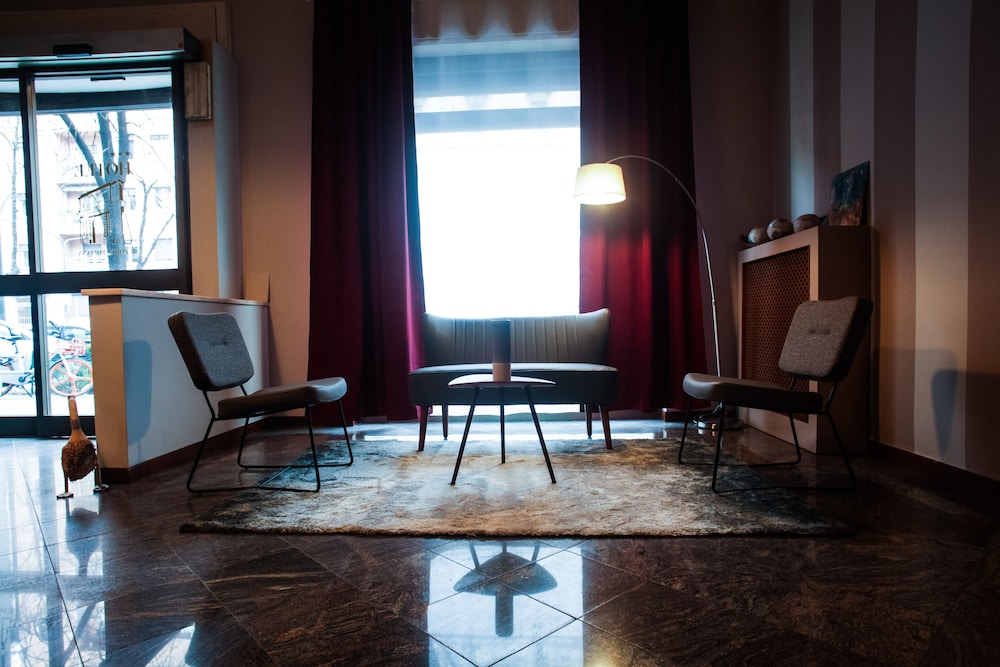 Porta Romana Hotel 45/54