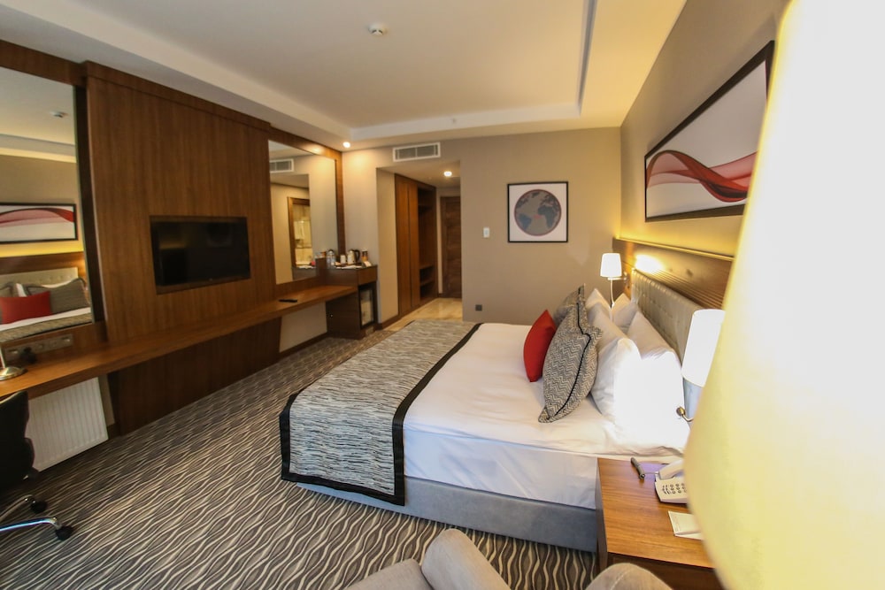 Deluxe, Double Bed